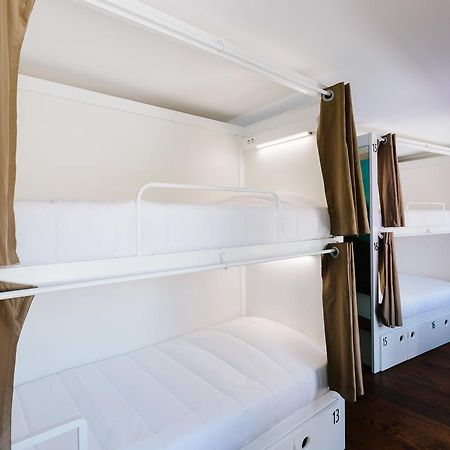 Lisbon South Hostel Алмада Екстериор снимка