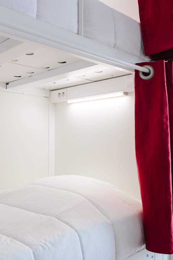 Lisbon South Hostel Алмада Екстериор снимка