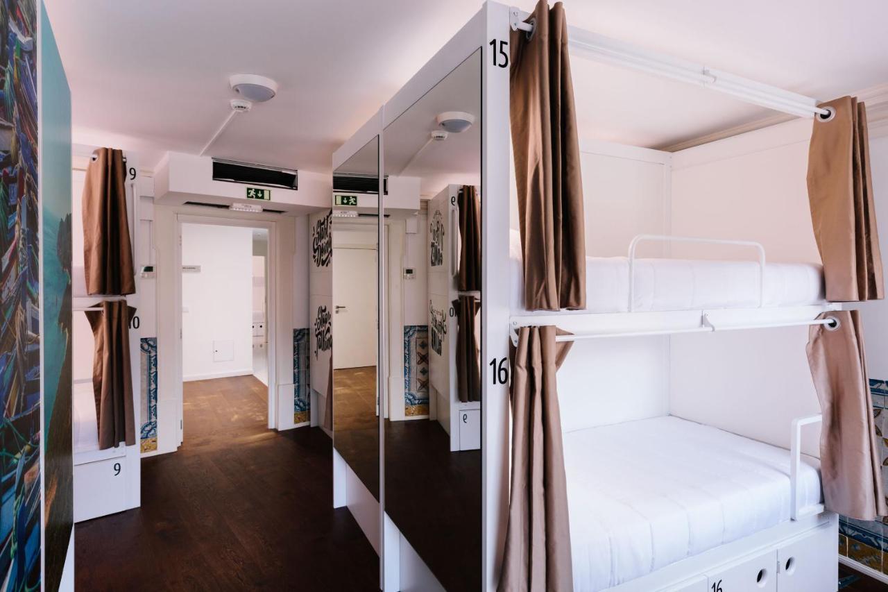 Lisbon South Hostel Алмада Екстериор снимка