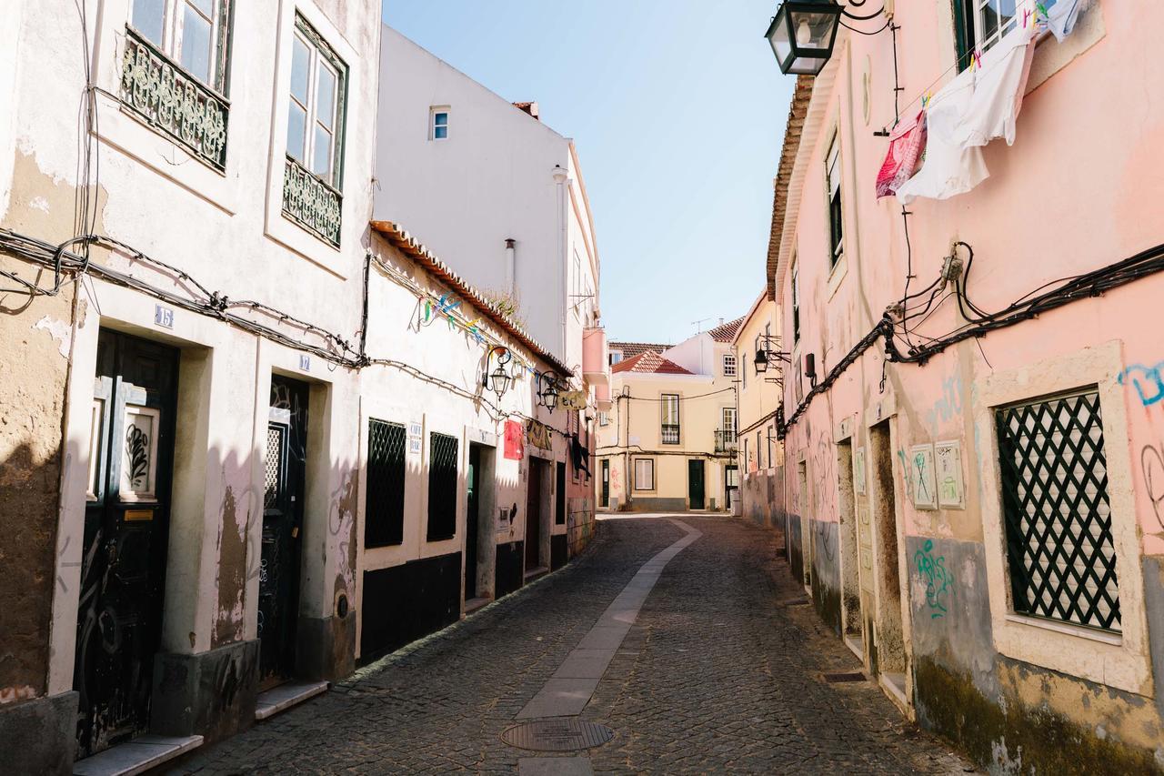 Lisbon South Hostel Алмада Екстериор снимка